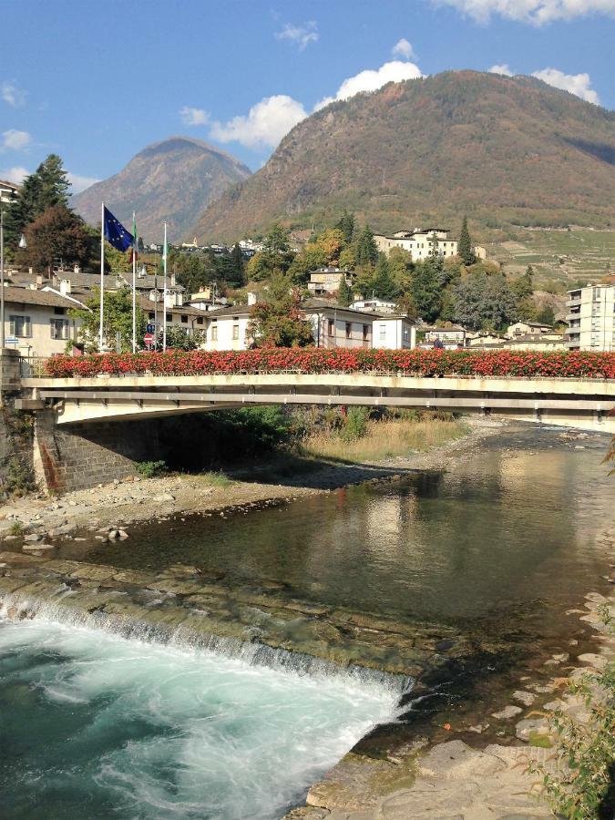 Dietro L'Angolo Sondrio Βίλα Εξωτερικό φωτογραφία